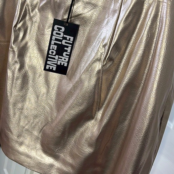 Metallic Skirt - Picture 1 of 4